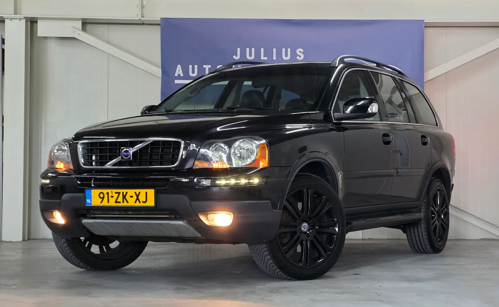 Volvo XC90 (2007) — foto 1