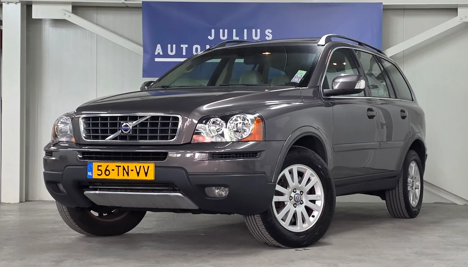 Volvo XC90 (2006) — foto 1