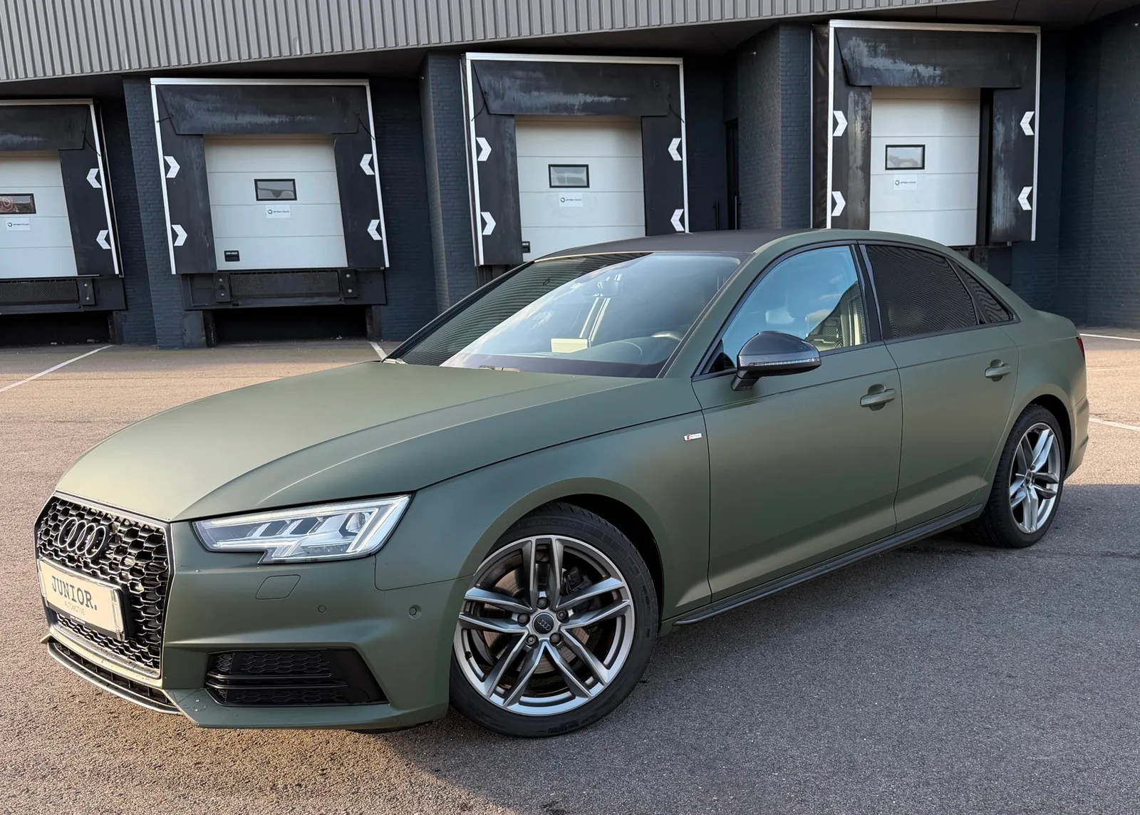 Audi A4 (2016) — foto 1