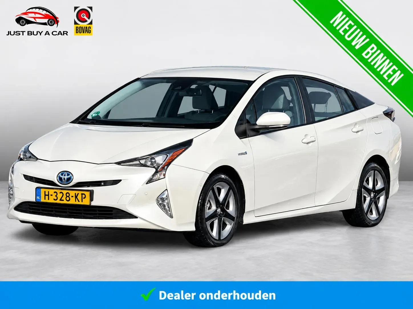 Toyota Prius (2017) — foto 1