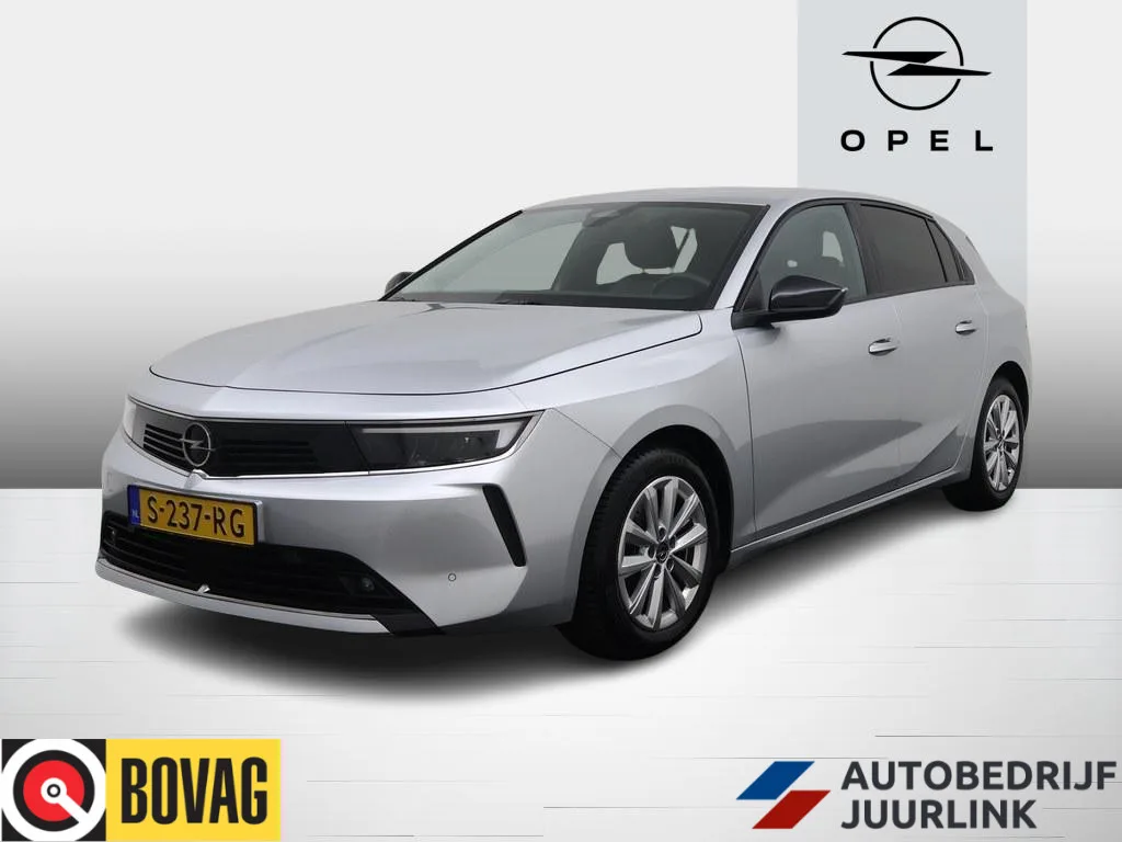 Opel Astra (2023) — foto 1