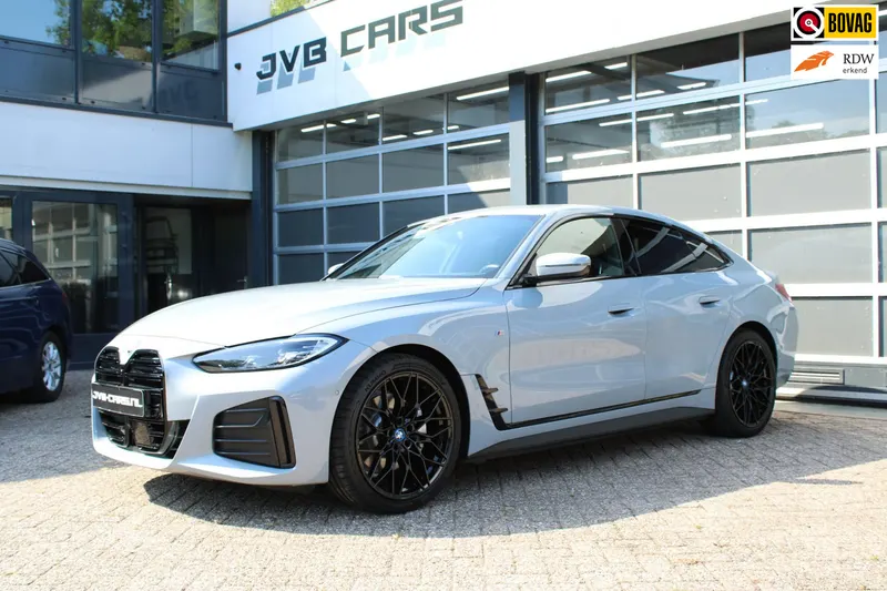 BMW i4 (2022)