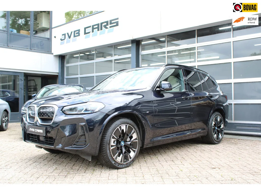 BMW iX3 (2022) — foto 1