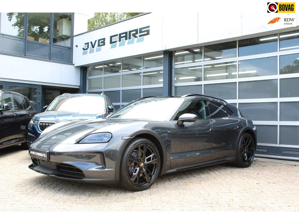 Porsche Taycan (2024) — foto 1