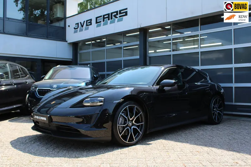 Porsche Taycan (2023)