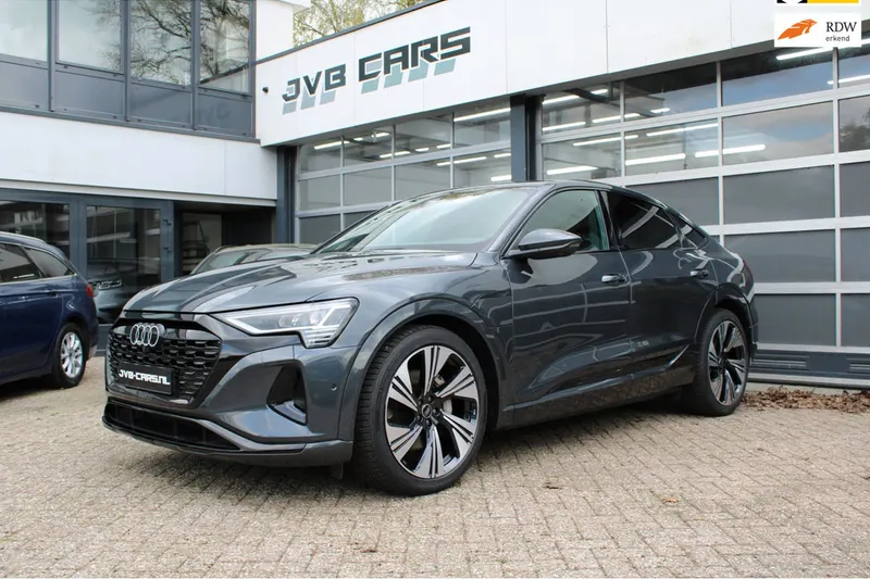 Audi Q8 (2023)