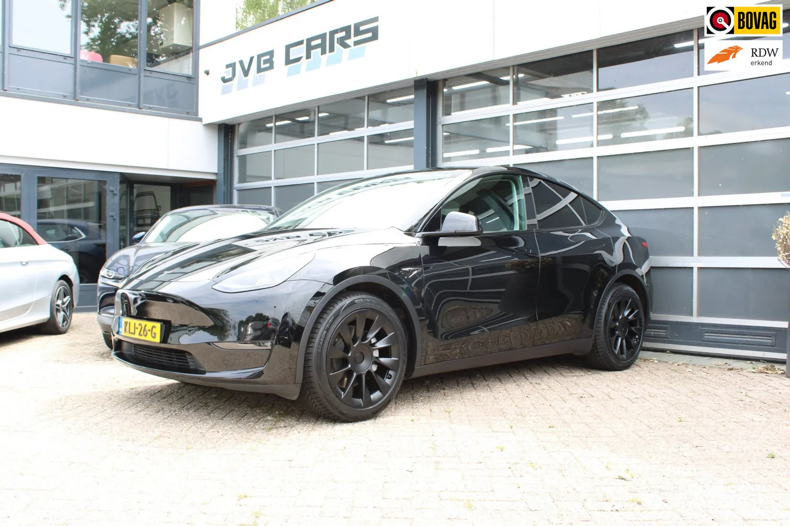 Tesla Model Y (2024) — foto 1