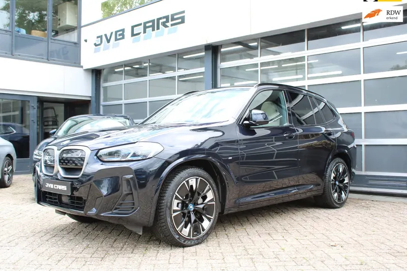 BMW iX3 (2022)