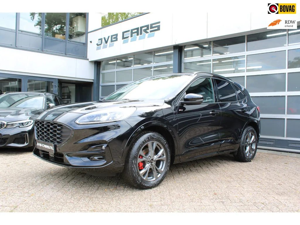 Ford Kuga (2023) — foto 1