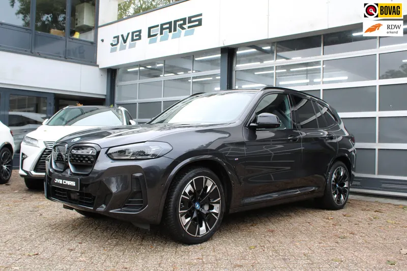 BMW iX3 (2022)