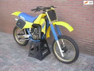 Suzuki RM 125 (1985) — foto 1