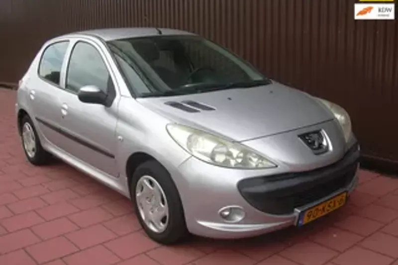 Peugeot 206 (2010)