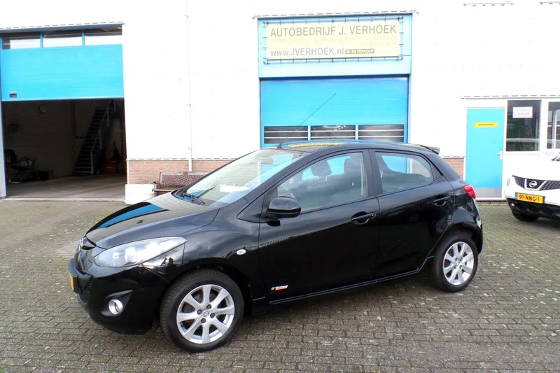 Mazda 2 (2011)