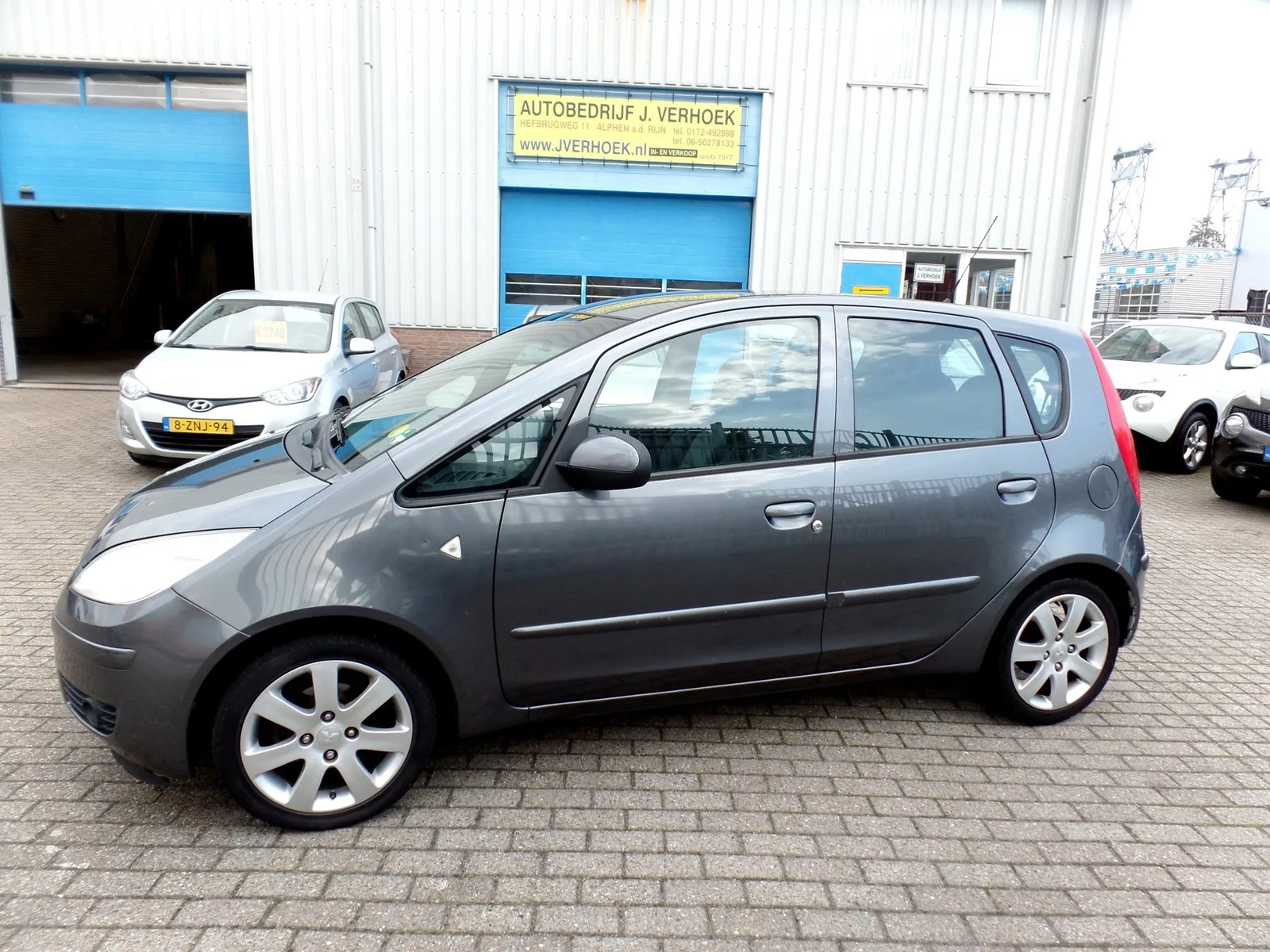 Mitsubishi Colt (2005) — foto 1