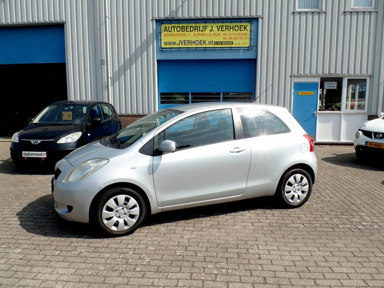 Toyota Yaris (2006) — foto 1