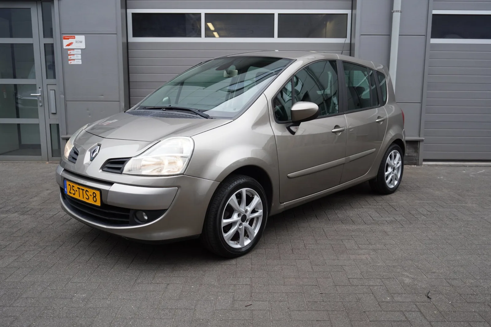 Renault Grand Modus (2012) — foto 1