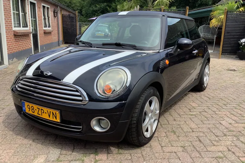 MINI Cooper (2008)