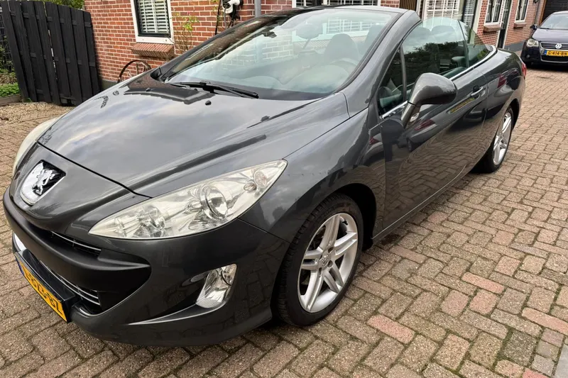 Peugeot 308 (2009)
