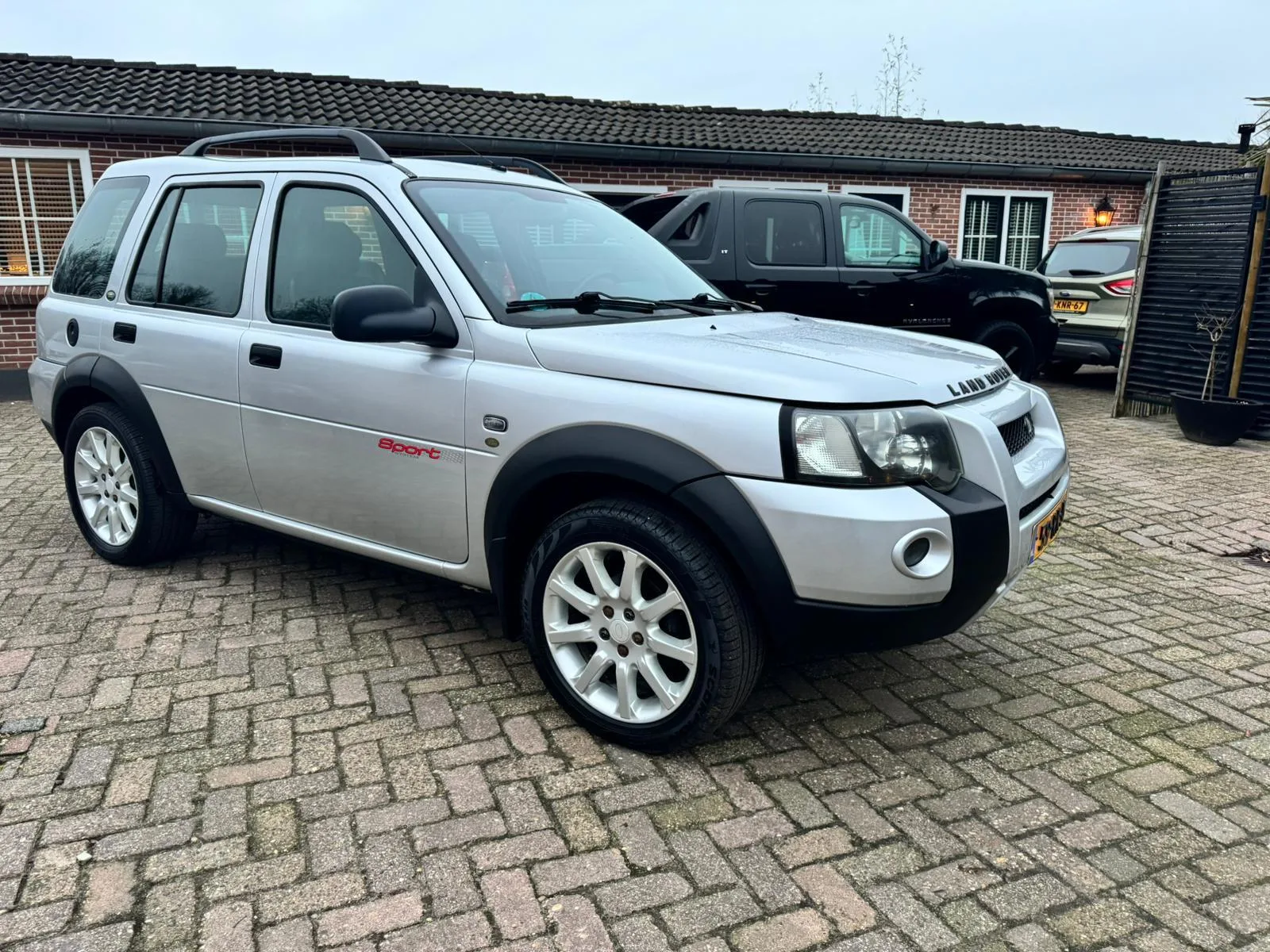 Land Rover Freelander (2005) — foto 1