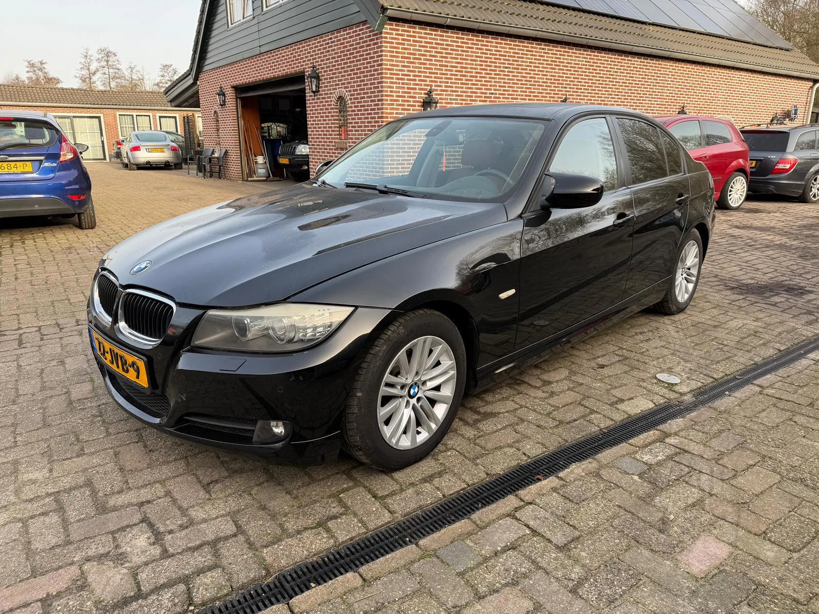BMW 3-Serie (2009) — foto 1