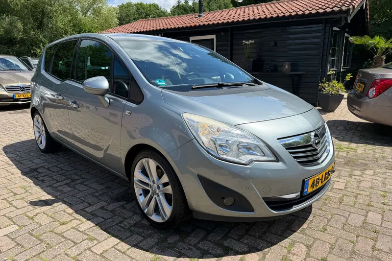 Opel Meriva (2010)