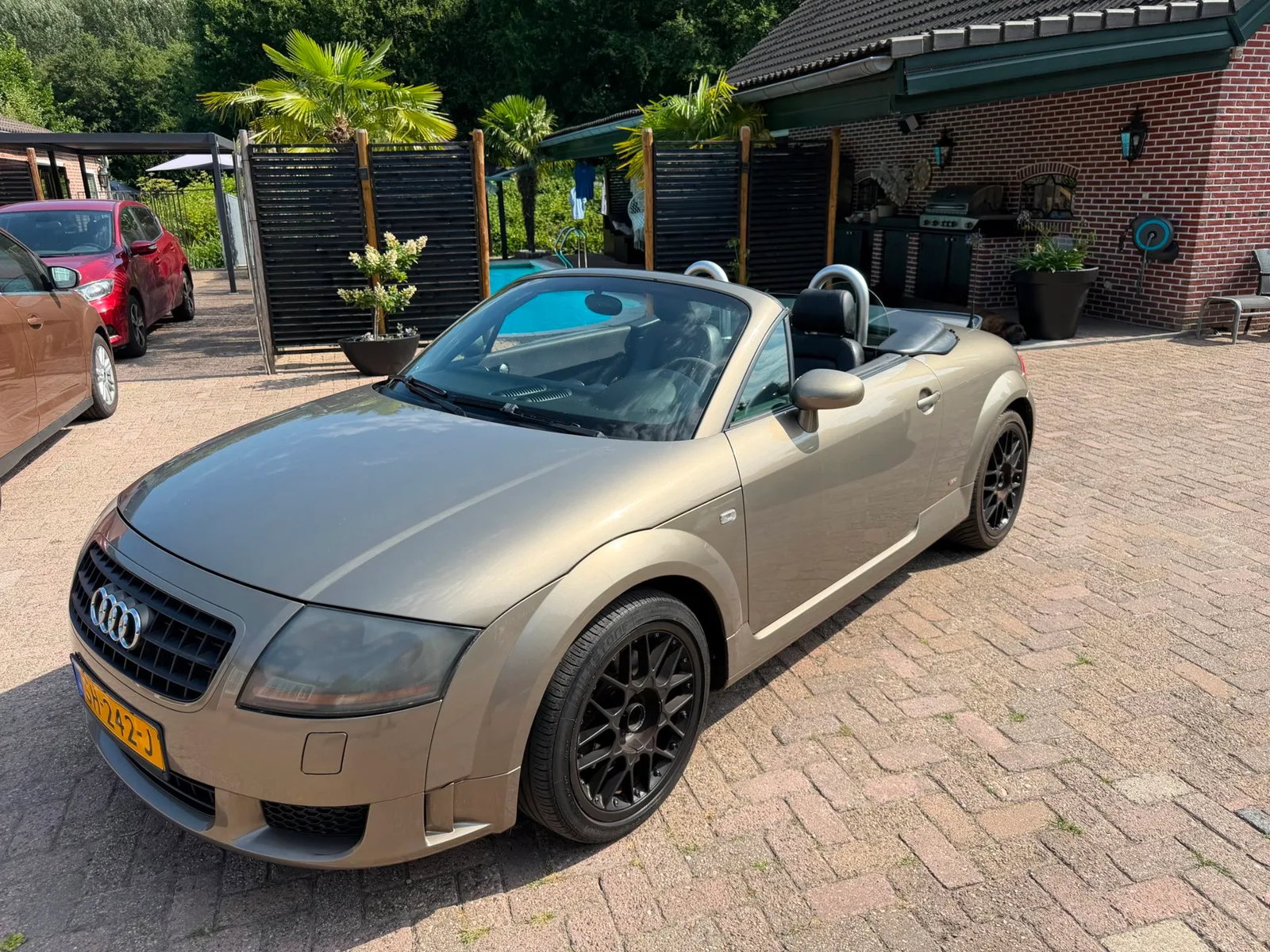 Audi TT (2005) — foto 1