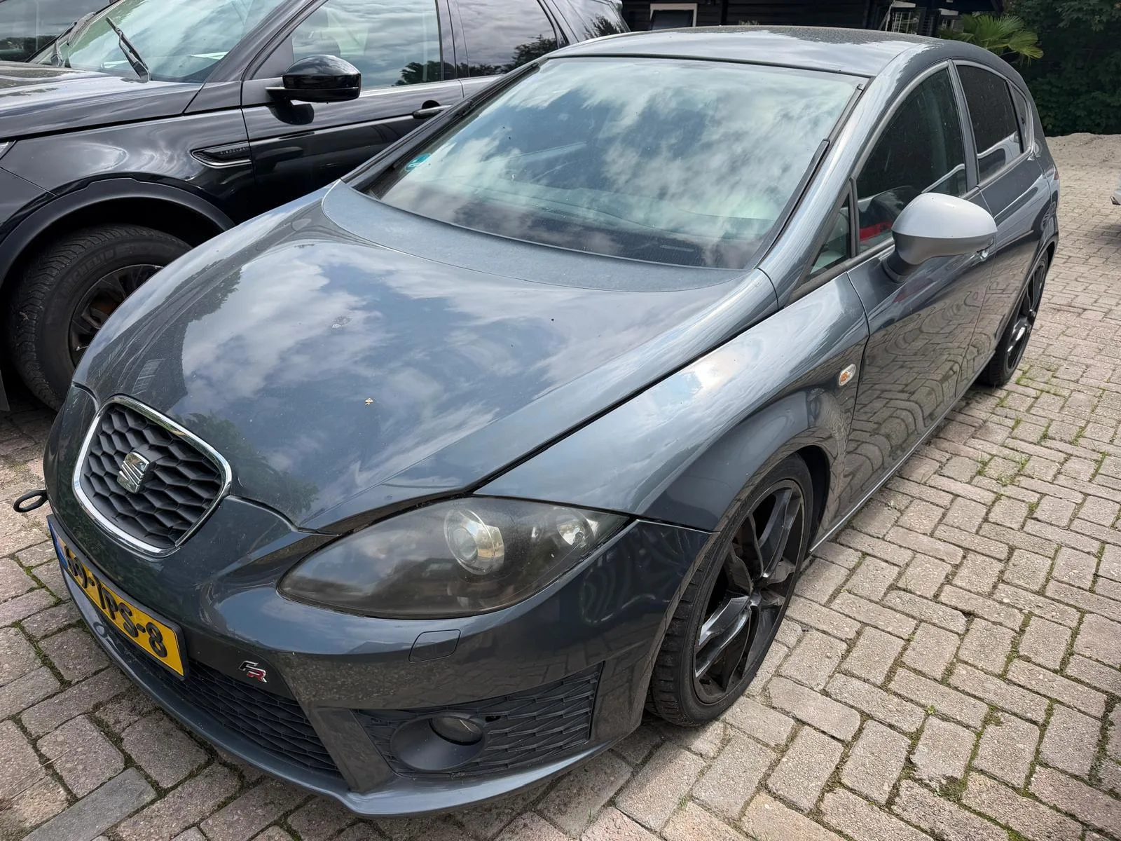SEAT Leon (2012) — foto 1