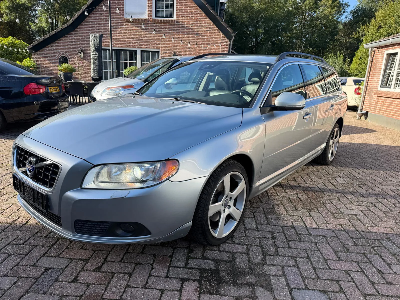 Volvo V70 (2012) — foto 1