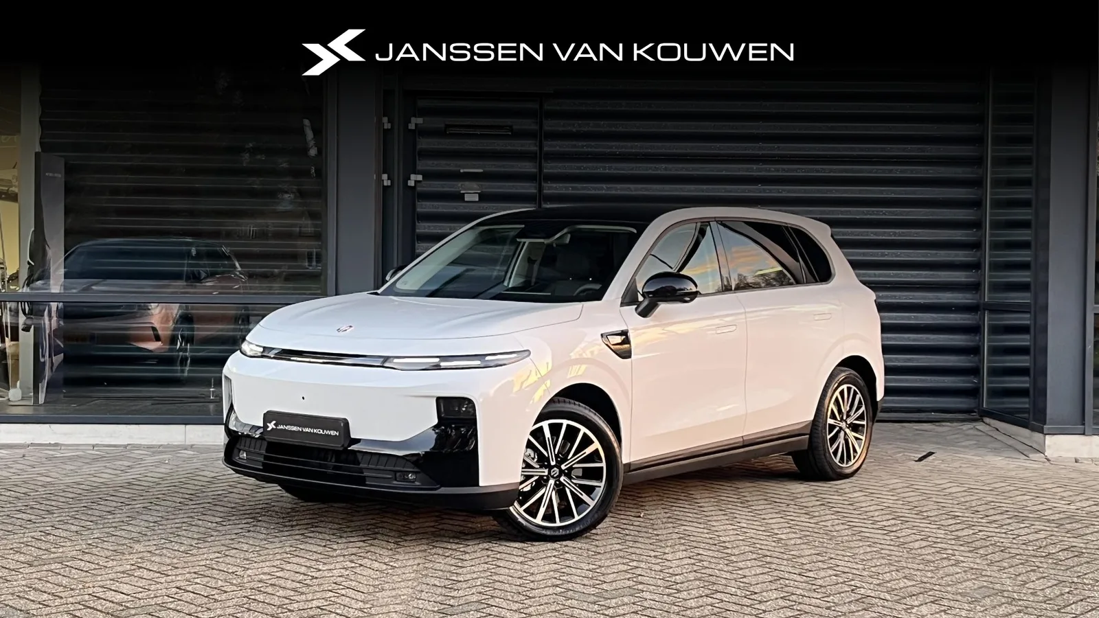 Leapmotor B10 (2025) — foto 1