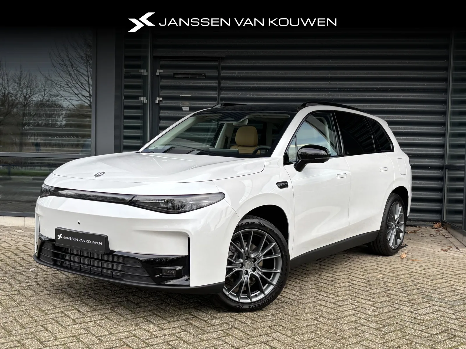 Leapmotor C10 (2025) — foto 1