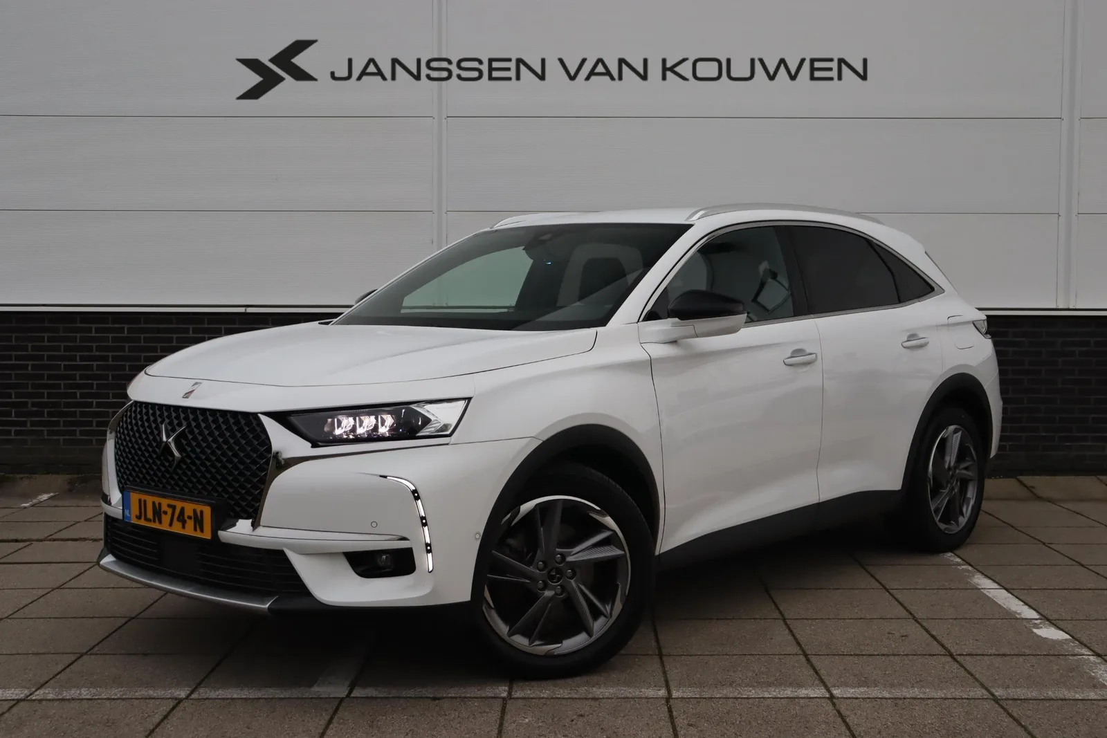 DS 7 (2022) — foto 1