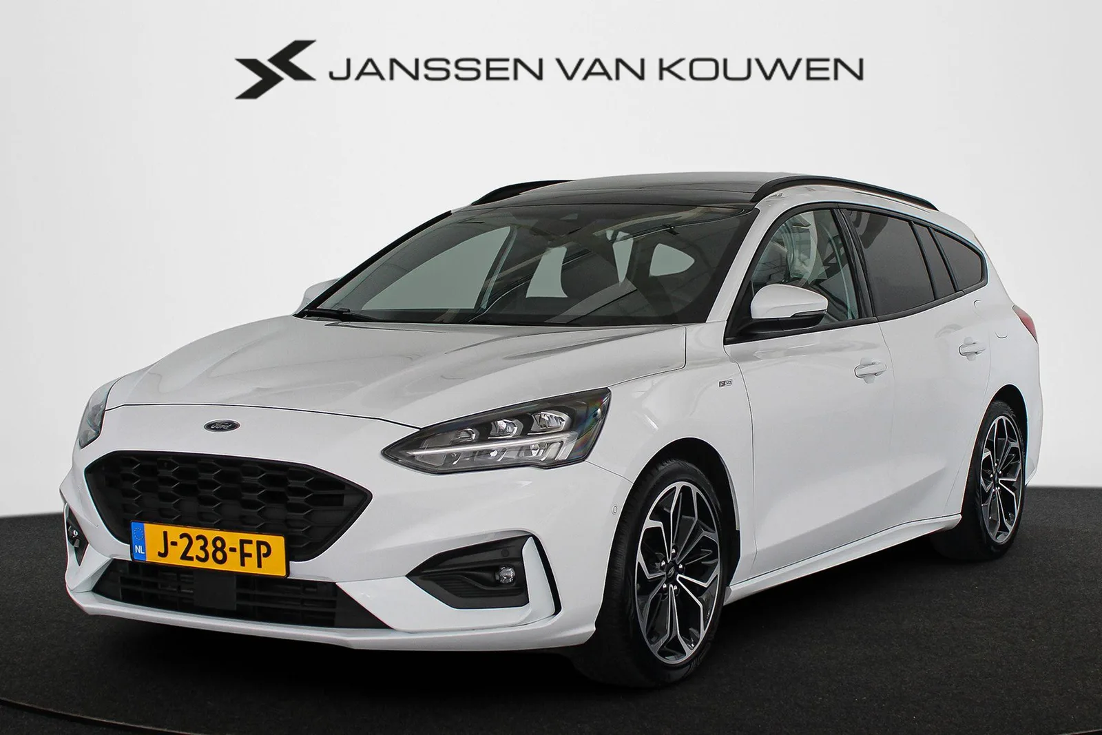 Ford Focus (2020) — foto 1