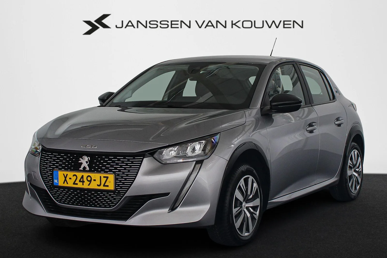 Peugeot e-208 (2023) — foto 1