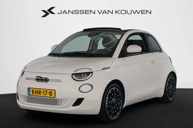 Fiat 500C (2023)