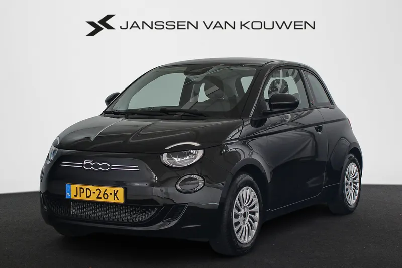 Fiat 500 (2025)