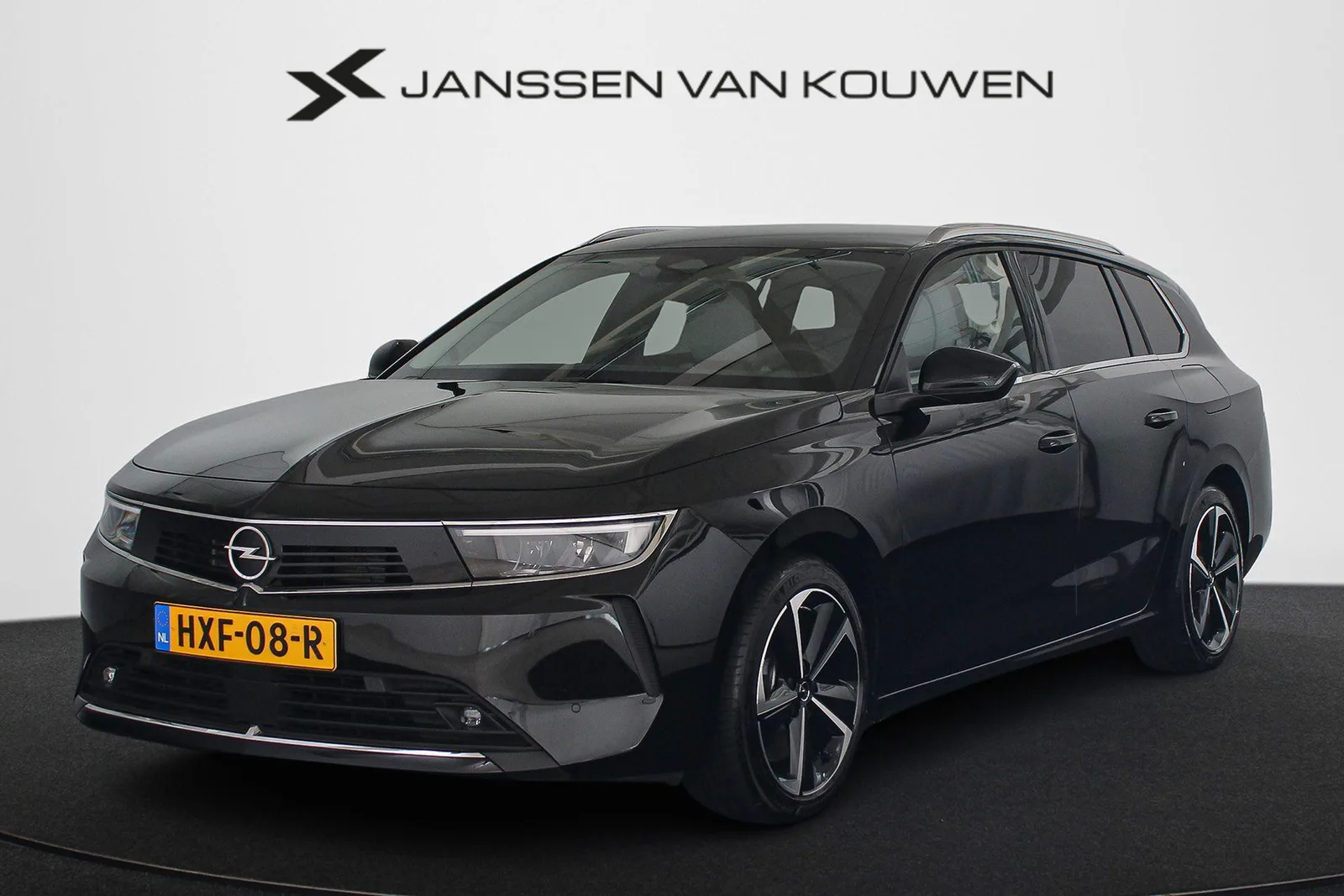 Opel Astra (2023) — foto 1