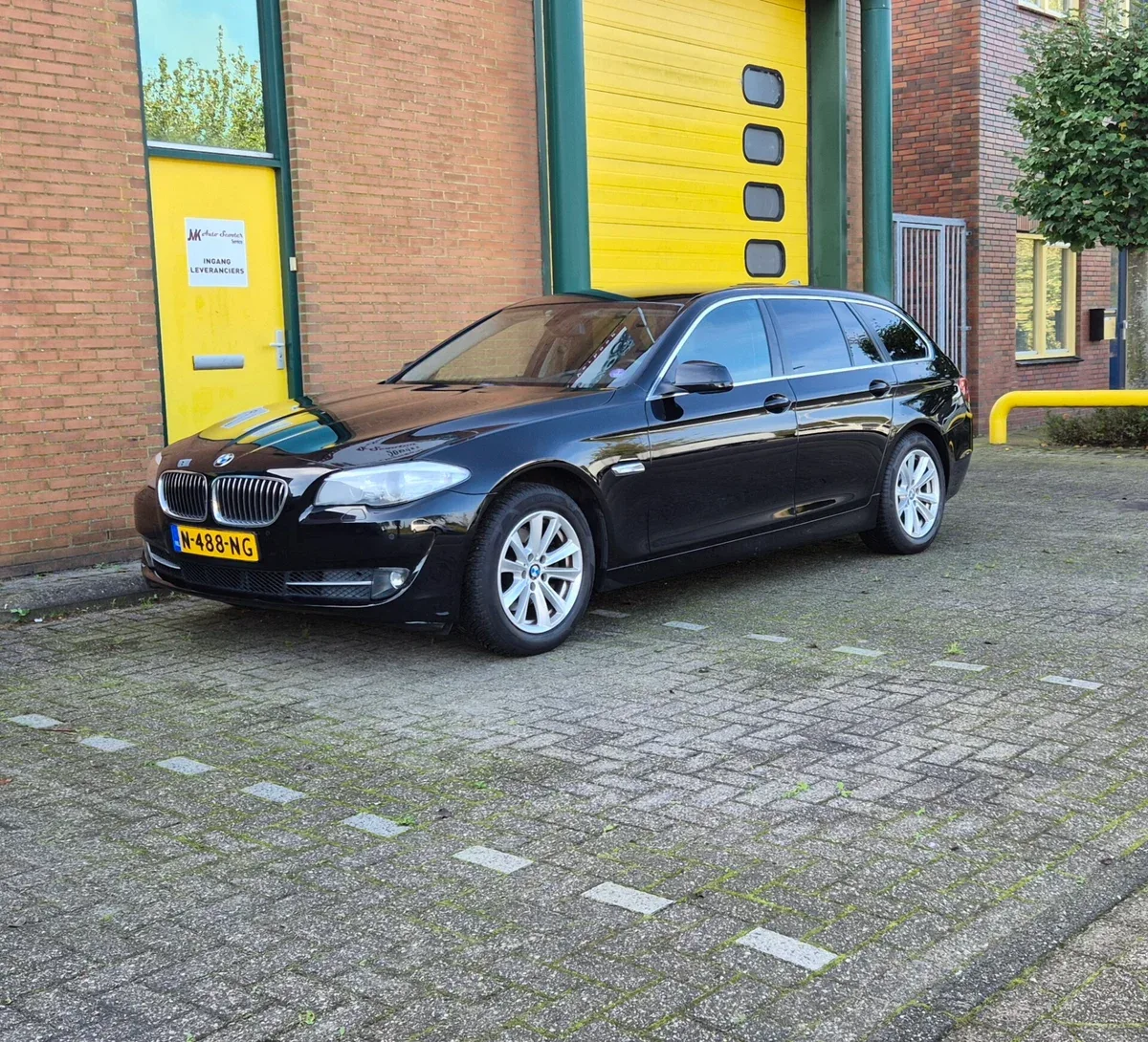 BMW 5-Serie (2012) — foto 1