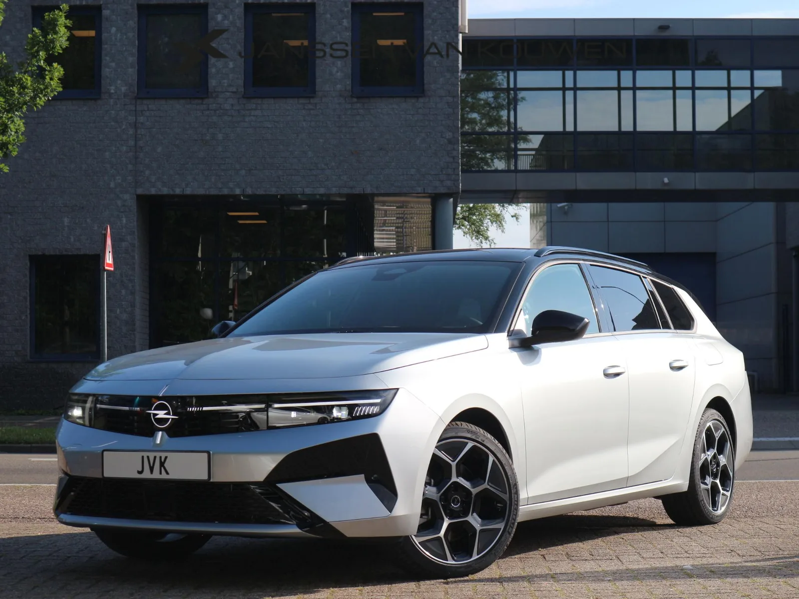 Opel Astra (2026) — foto 1