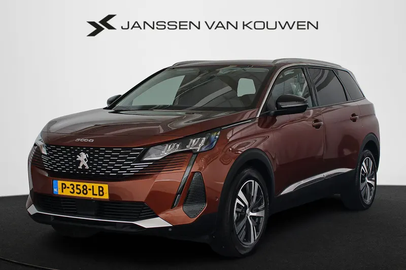 Peugeot 5008 (2022)