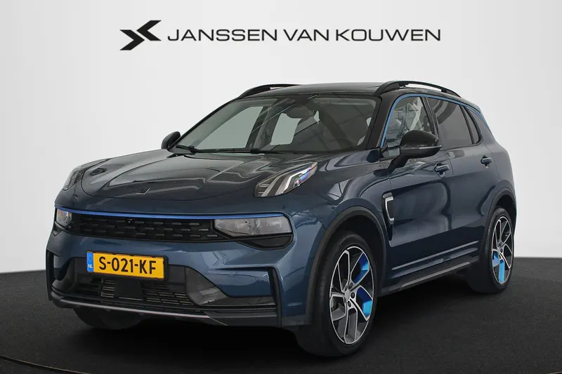 Lynk & Co 01 (2023)