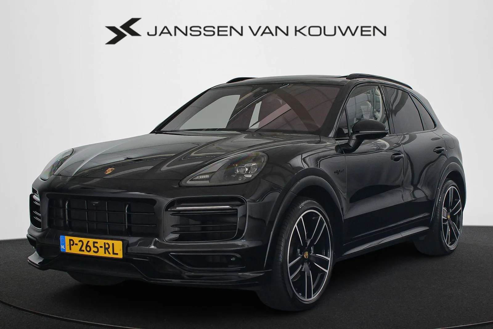 Porsche Cayenne (2022) — foto 1