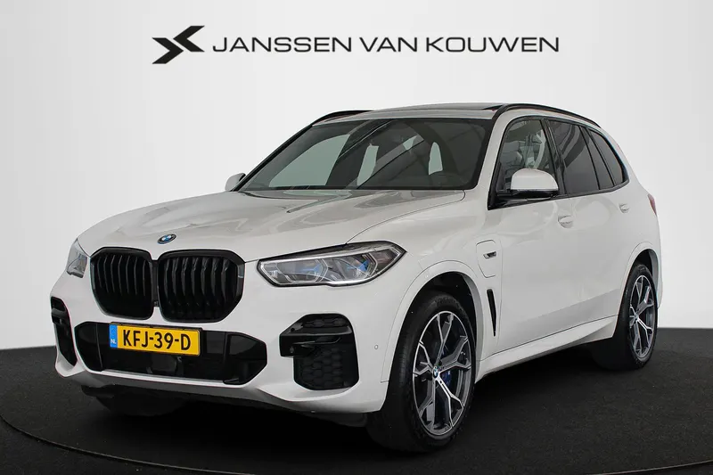 BMW X5 (2022)