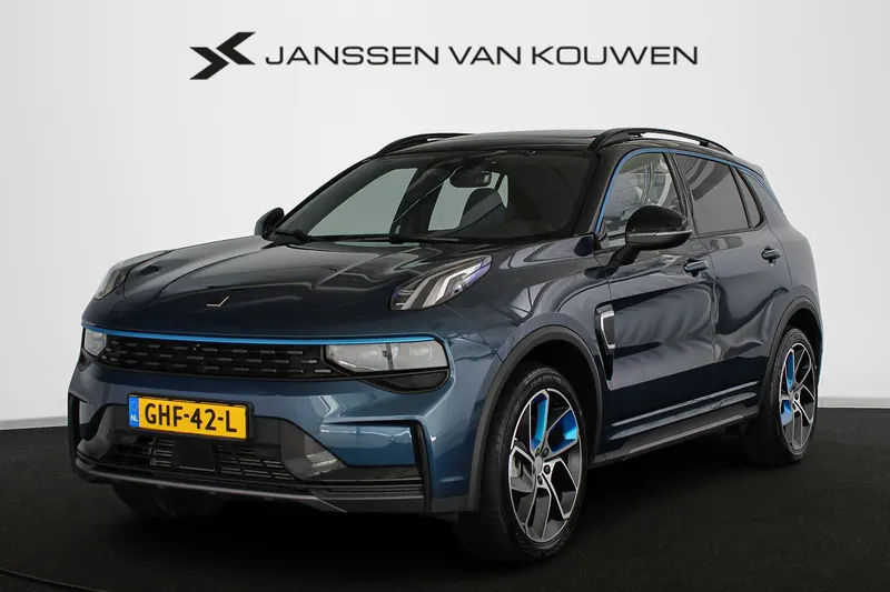 Lynk & Co 01 (2024)