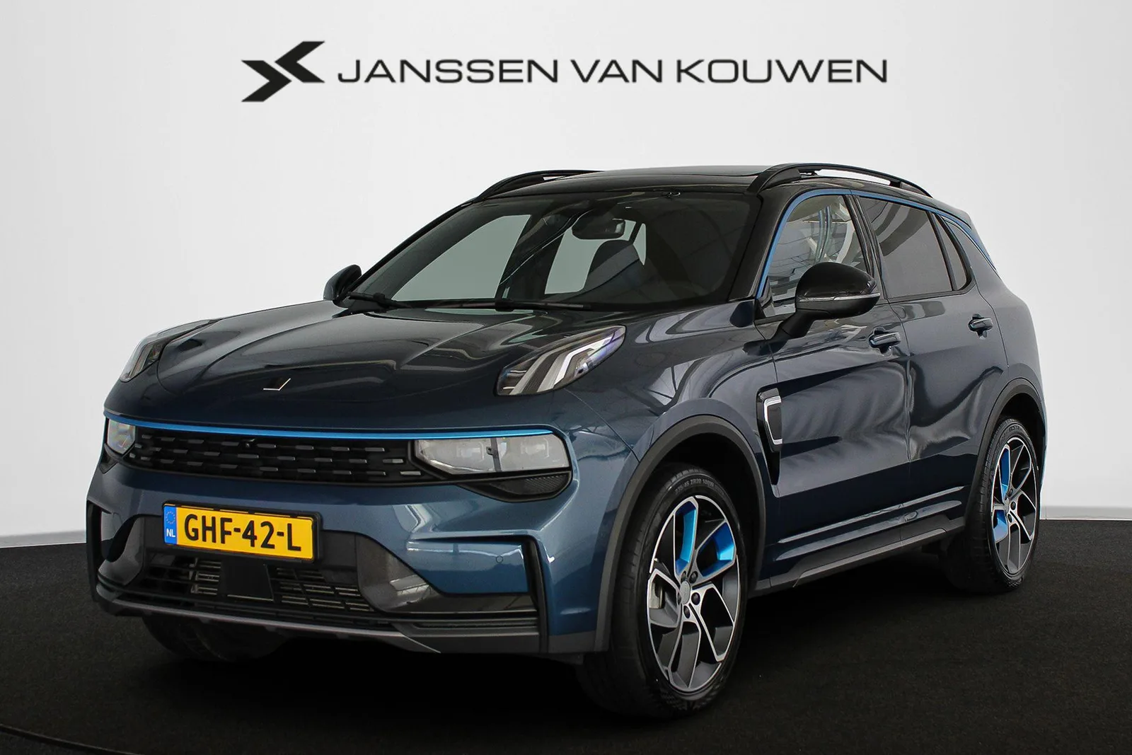 Lynk & Co 01 (2024) — foto 1