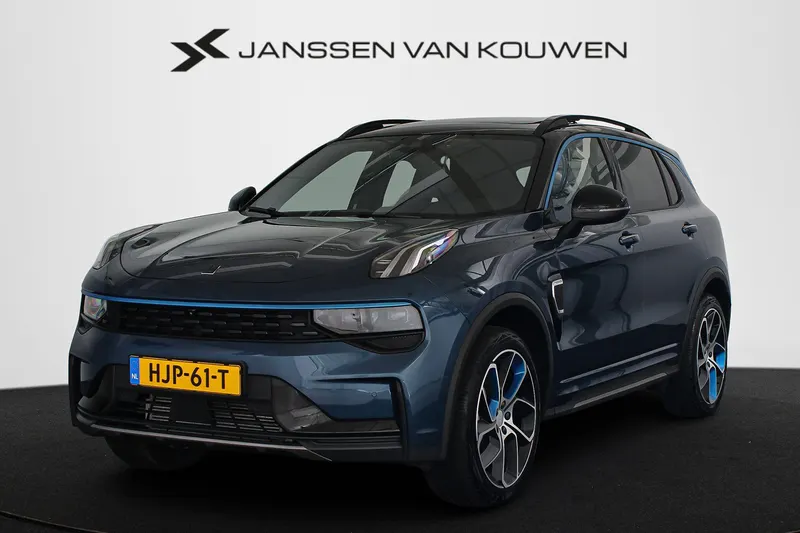 Lynk & Co 01 (2025)