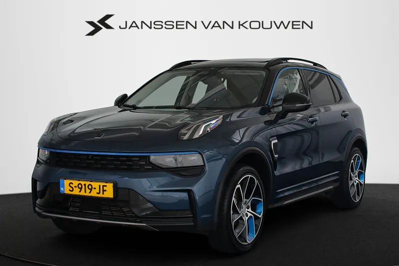Lynk & Co 01 (2023)