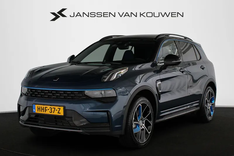 Lynk & Co 01 (2025)