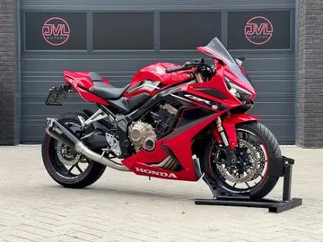 Honda CBR (2022) — foto 1