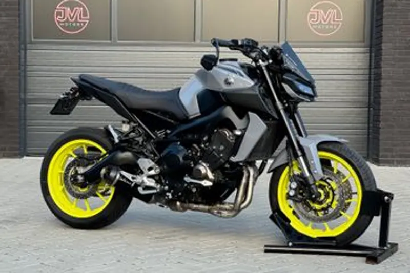 Yamaha MT-09 (2017)