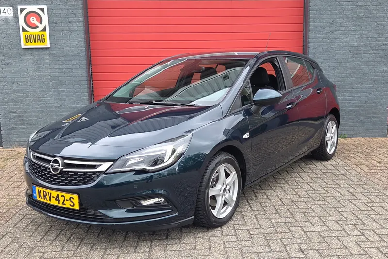 Opel Astra (2015)